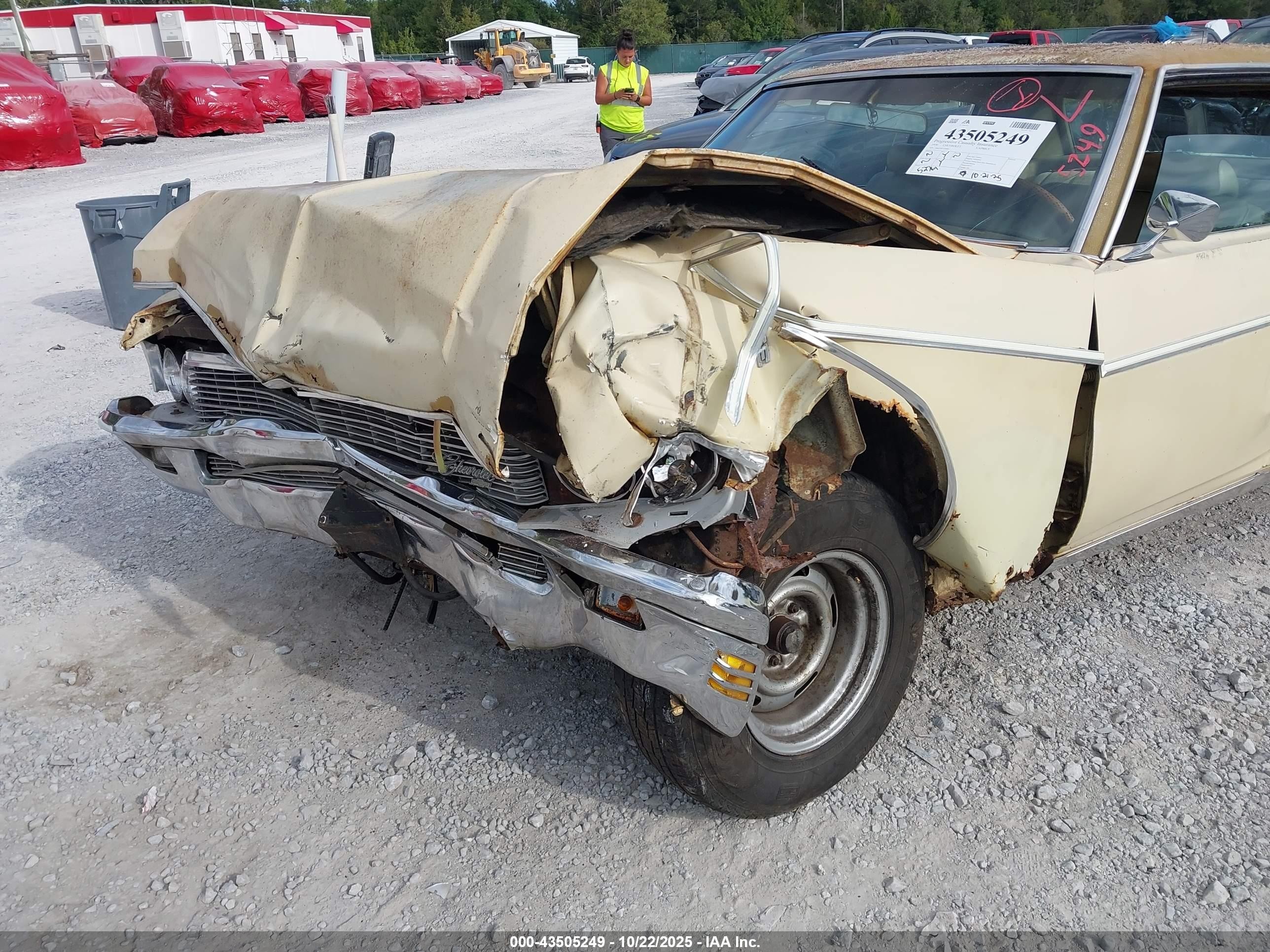1970 Chevrolet Caprice   Cream vin: 166470J218405    