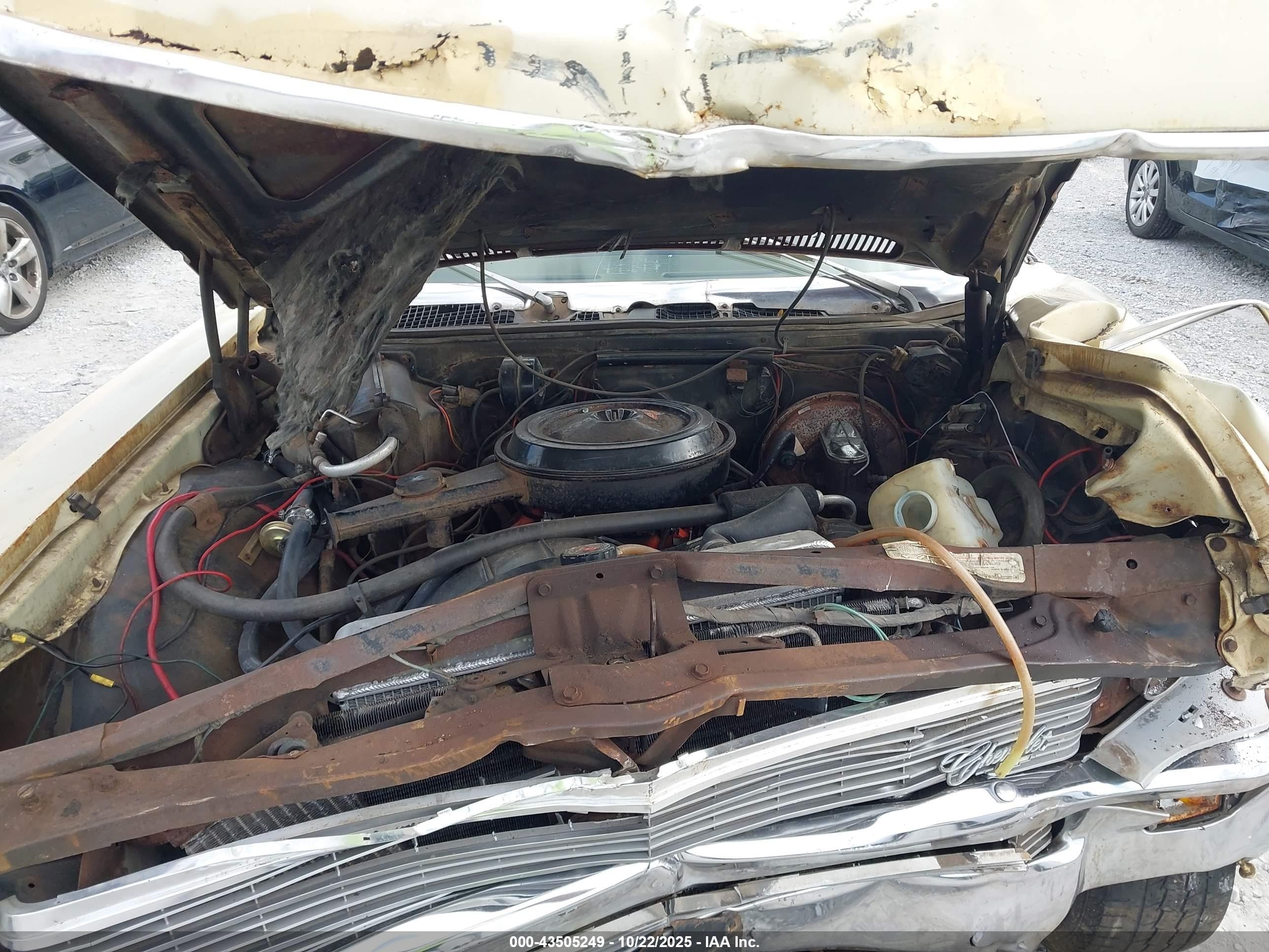 1970 Chevrolet Caprice   Cream vin: 166470J218405    