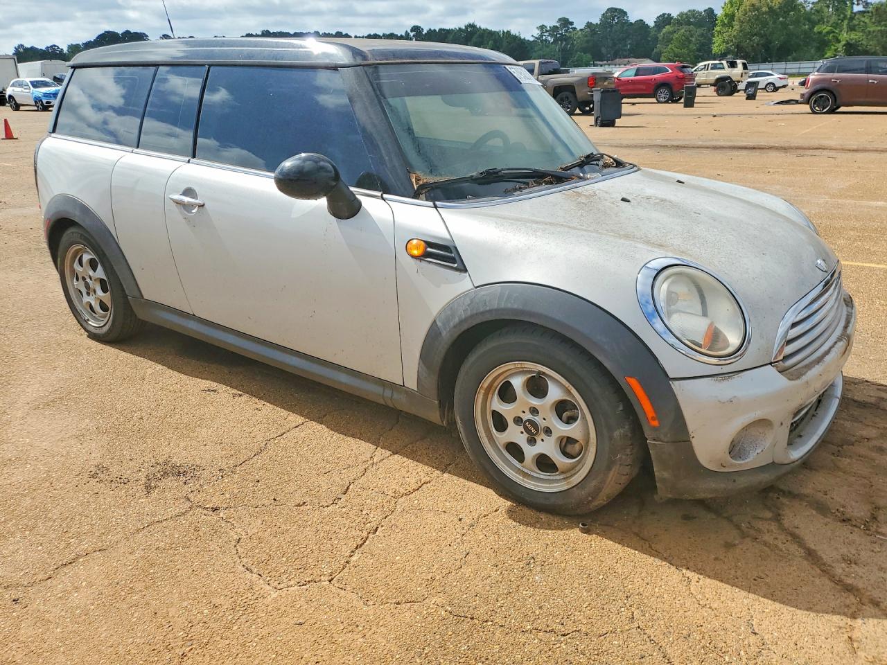 2014 Mini Cooper Clubman Silver vin: WMWZF3C51ET492913