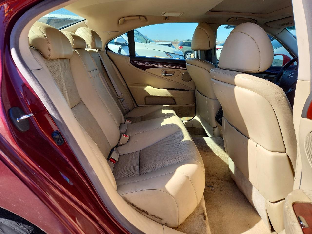 2007 Lexus Ls 460 Burgundy vin: JTHBL46F875040275