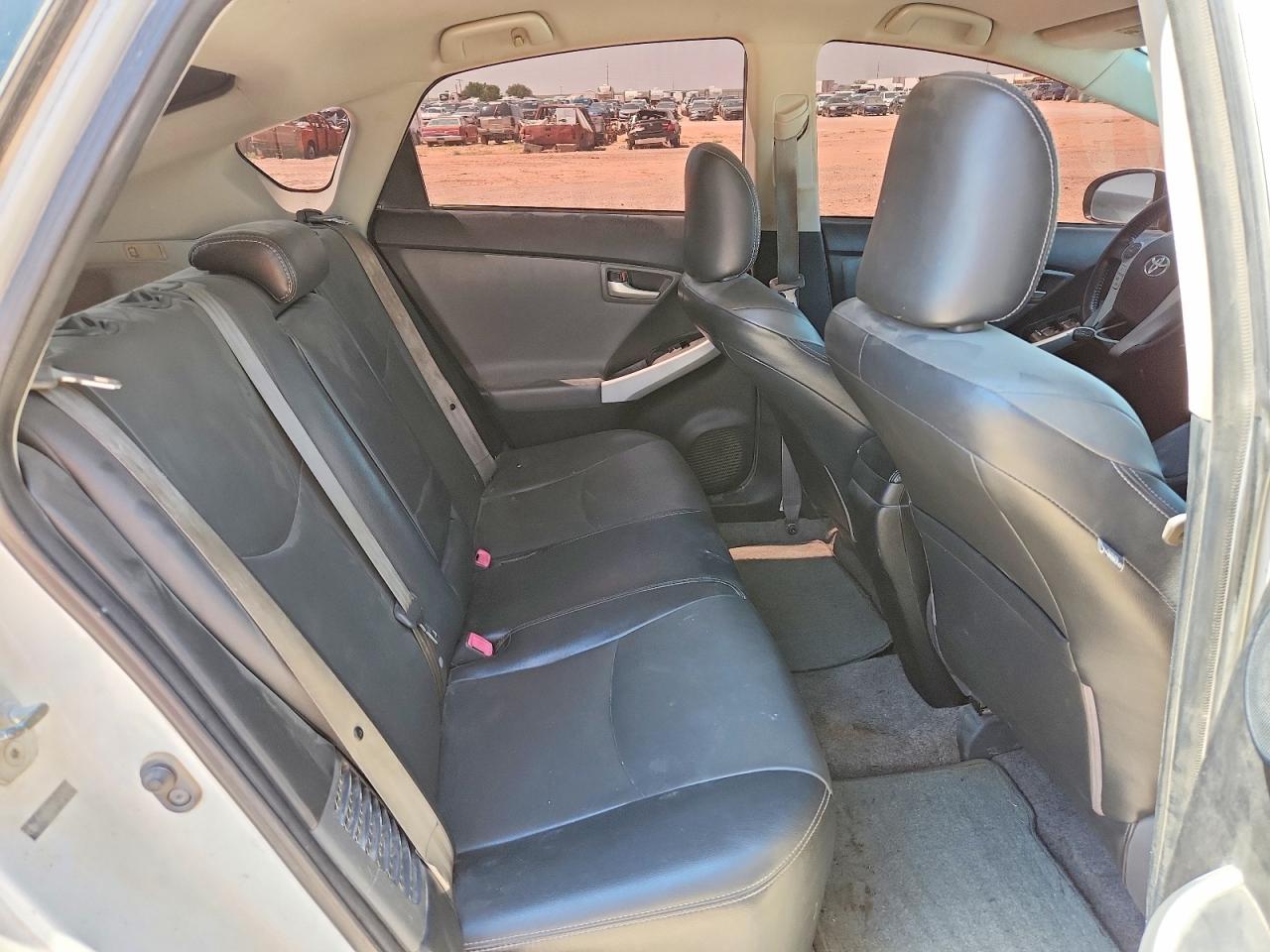 2012 Toyota Prius Four White vin: JTDKN3DU0C5387570