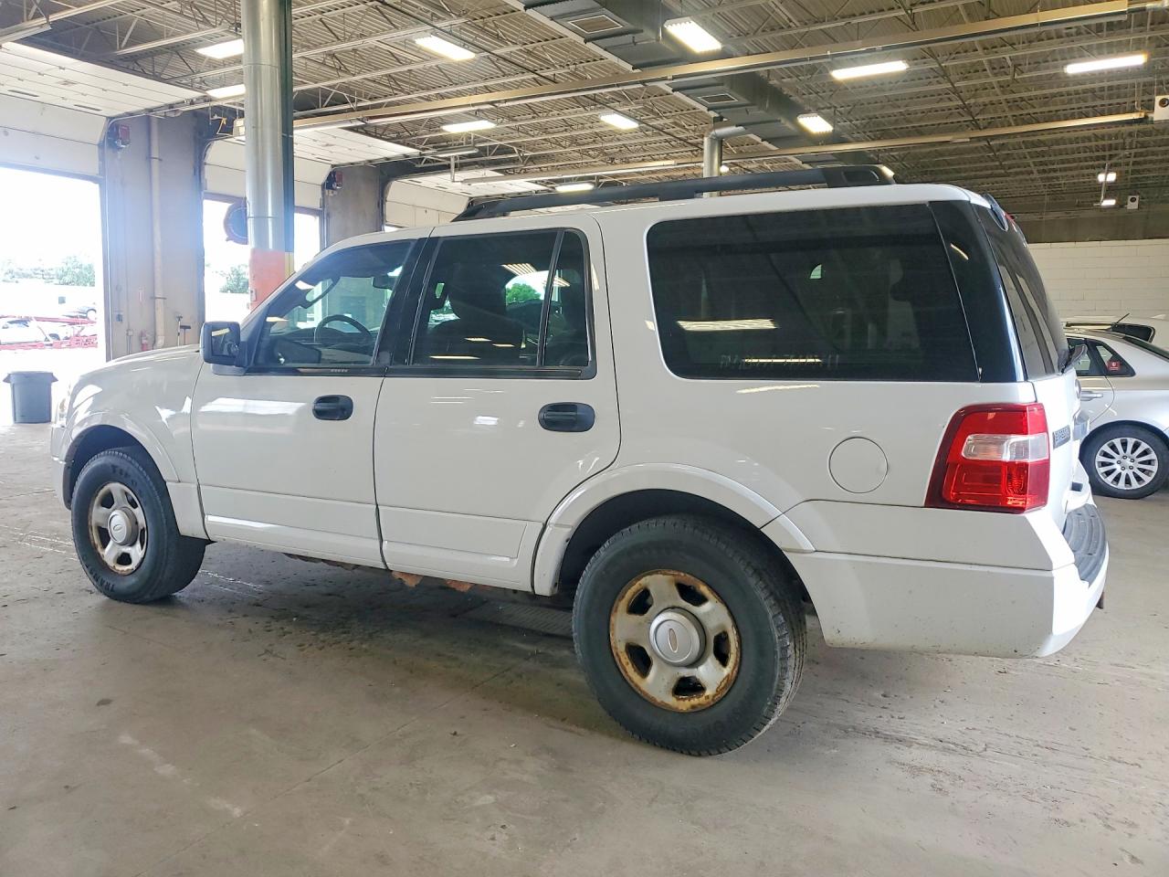 2009 Ford Expedition Xlt White vin: 1FMFU16529EA71087
