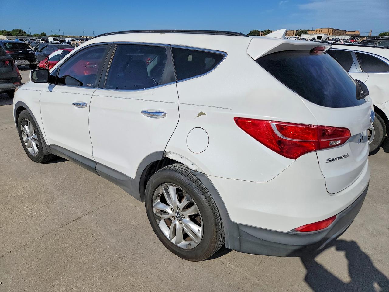 2013 Hyundai Santa Fe Sport 2.0t White vin: 5XYZU3LA9DG086572