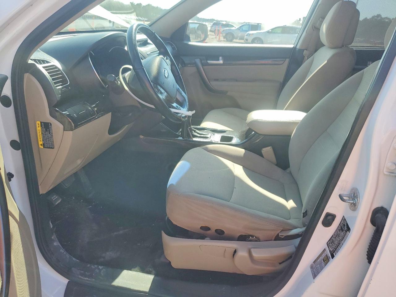 2014 Kia Sorento Lx White vin: 5XYKT4A6XEG491222