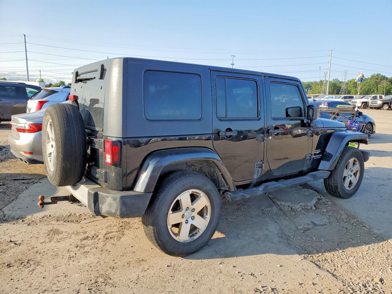 2008 Jeep Wrangler Unlimited Sahara Black vin: 1J4GA59108L552770