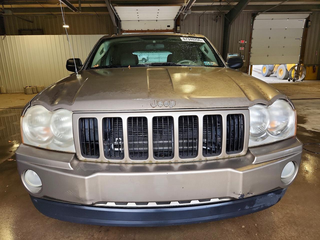 2006 Jeep Grand Cherokee Laredo Tan vin: 1J4GR48KX6C311938
