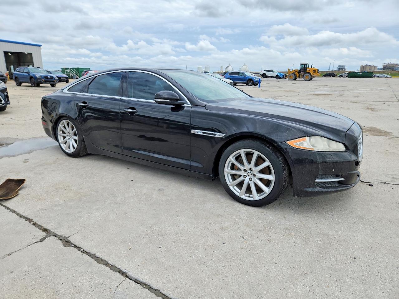 2013 Jaguar Xj Black vin: SAJWJ1CD5D8V45373