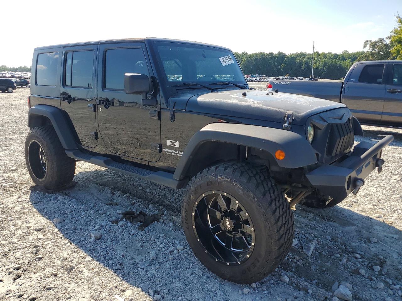 2008 Jeep Wrangler Unlimited X Black vin: 1J4GA39188L650014