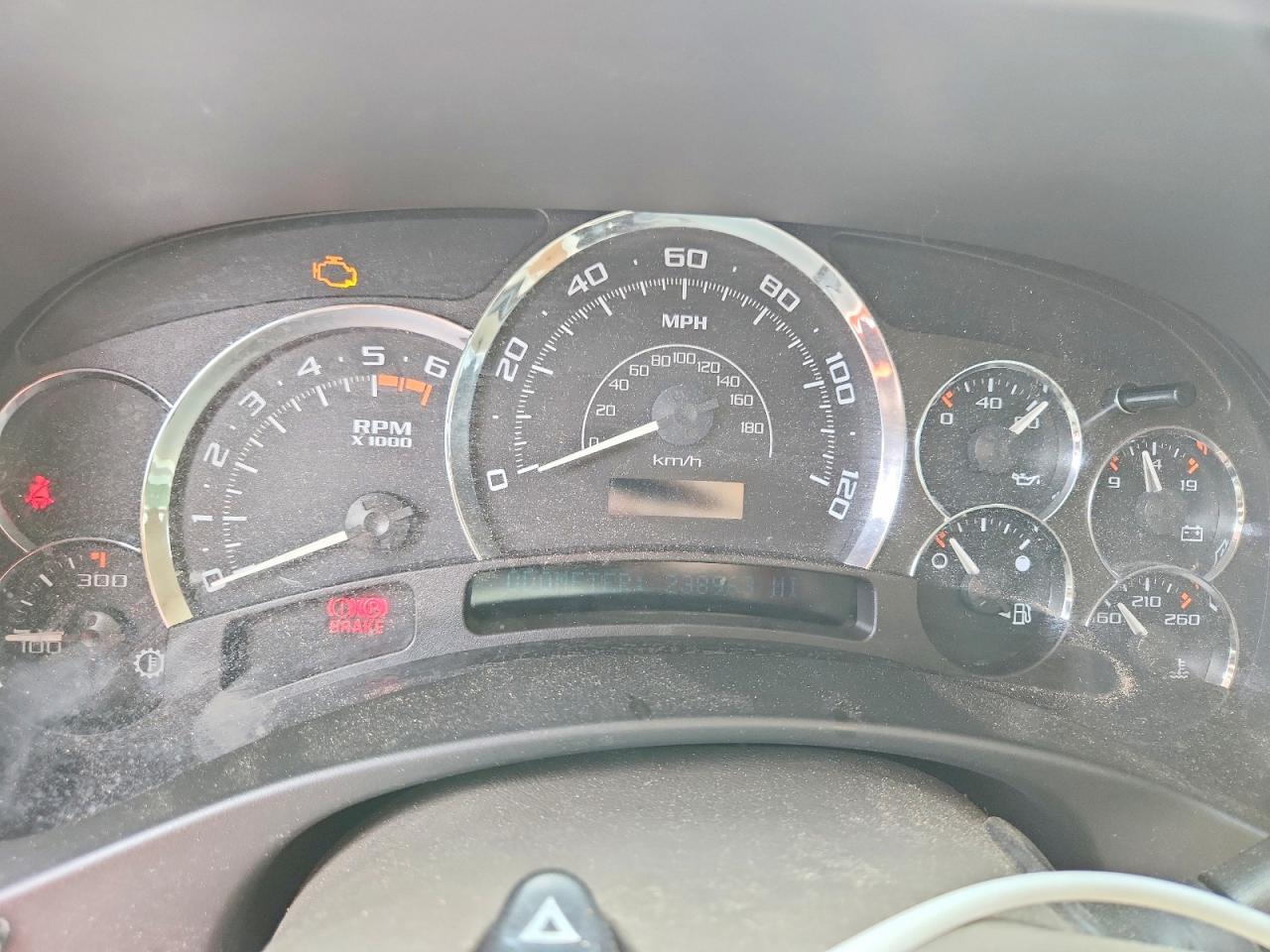 2005 Cadillac Escalade Luxury White vin: 1GYEC63N15R258144