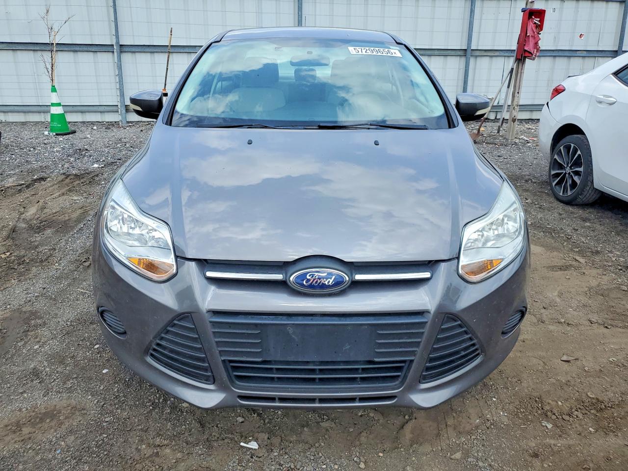 2014 Ford Focus Se Gray vin: 1FADP3F27EL107176