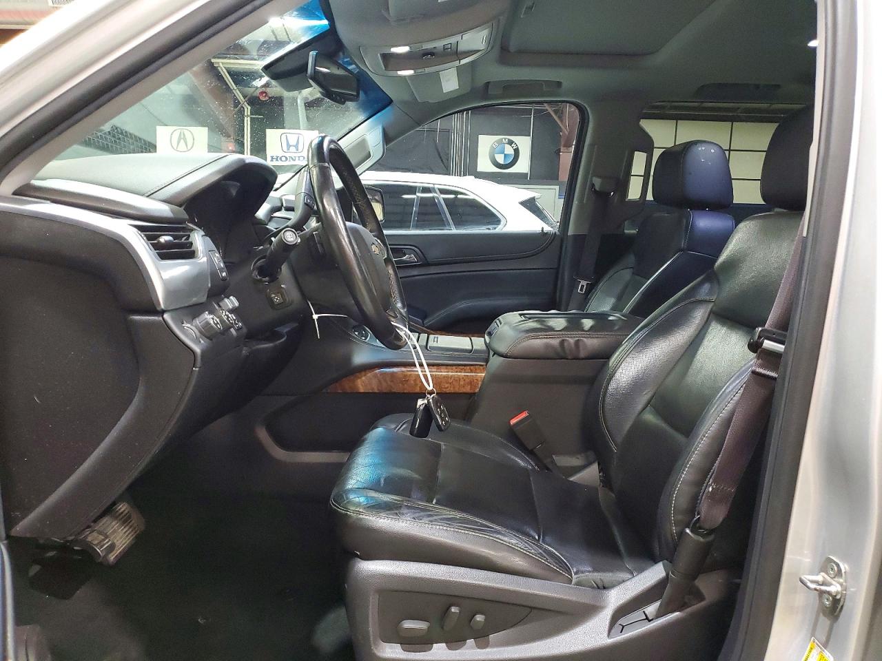 2015 Chevrolet Tahoe K1500 Ltz Silver vin: 1GNSKCKC7FR201563