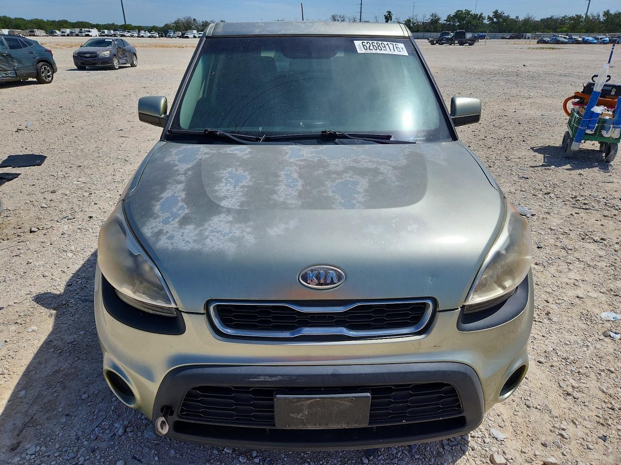 2012 Kia Soul Base Green vin: KNDJT2A54C7360059
