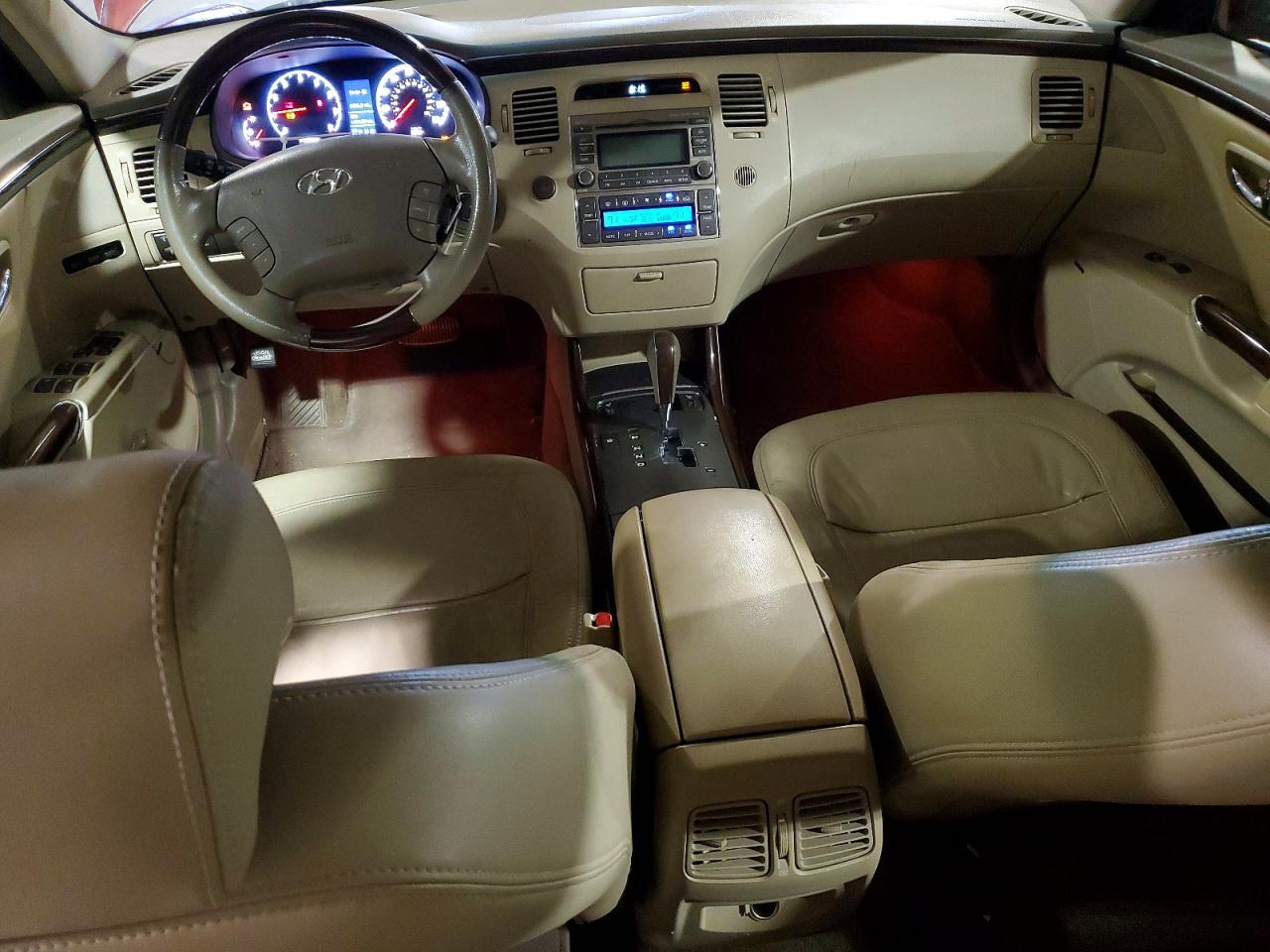 2011 Hyundai Azera Limited Красный vin: KMHFC4DF7BA538615