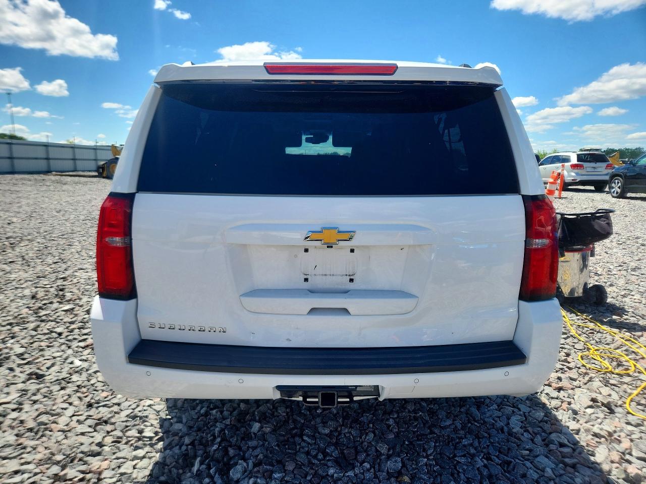 2015 Chevrolet Suburban K1500 Lt White vin: 1GNSKJKC8FR123430