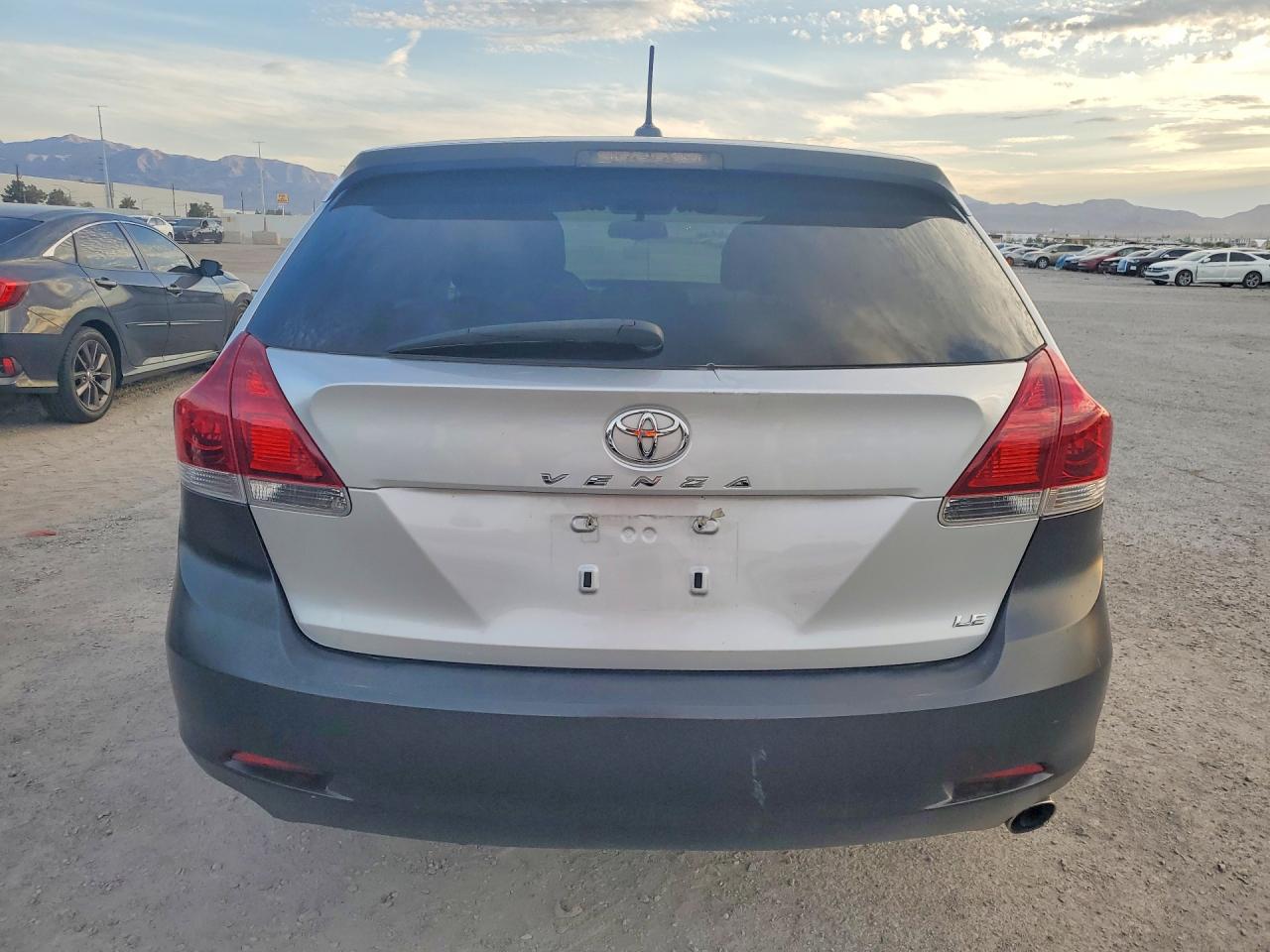 2013 Toyota Venza Le Silver vin: 4T3ZA3BB9DU076211