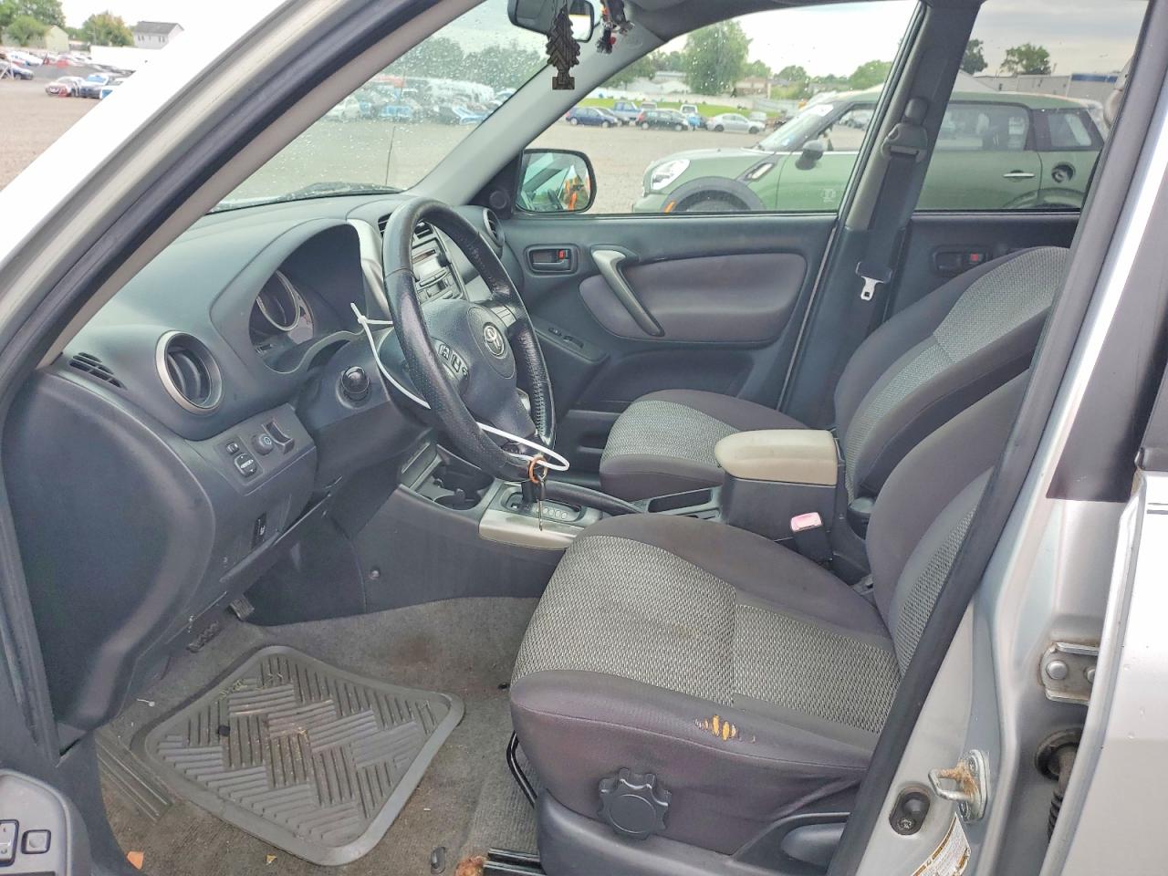 2005 Toyota Rav4 Base Silver vin: JTEHD20V156028954