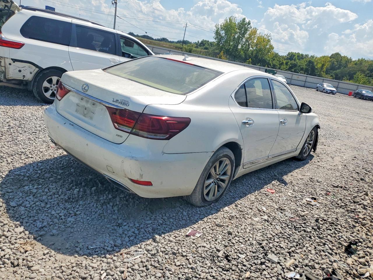 2013 Lexus Ls 460 White vin: JTHCL5EF1D5016746