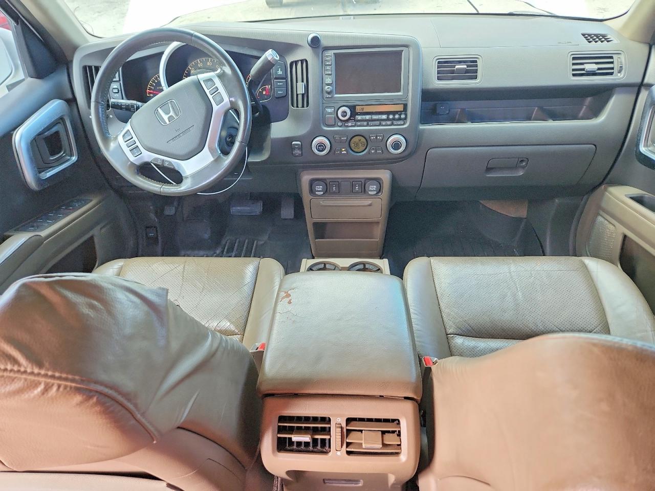 2008 Honda Ridgeline Rtl White vin: 2HJYK16518H538991