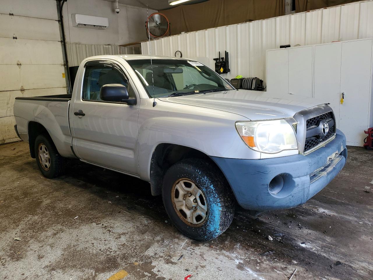 2011 Toyota Tacoma Base Silver vin: 5TFNX4CN8BX004579