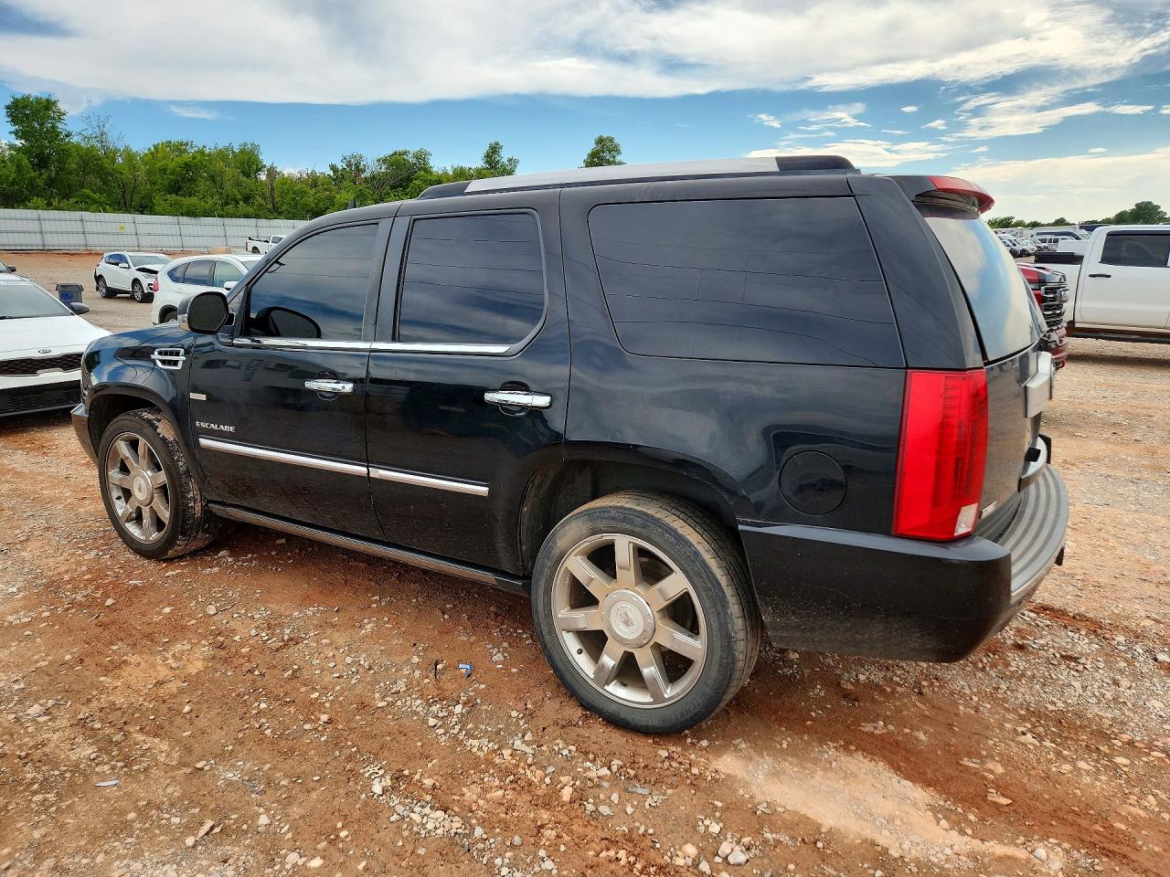 2010 Cadillac Escalade Premium Черный vin: 1GYUKCEF0AR229330