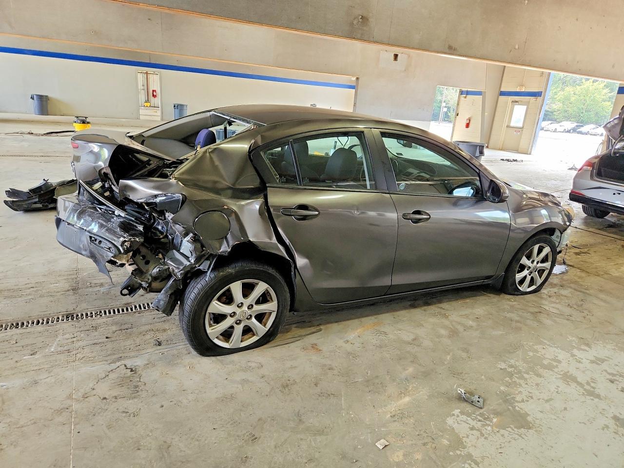 2010 Mazda 3 I Gray vin: JM1BL1SG7A1160503