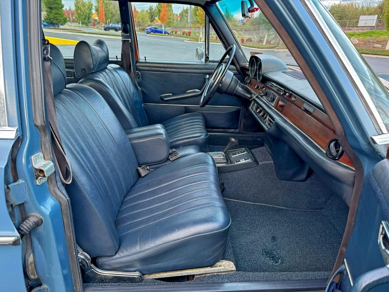 1972 Mercedes Benz 280 Se Blue vin: 10801812088890