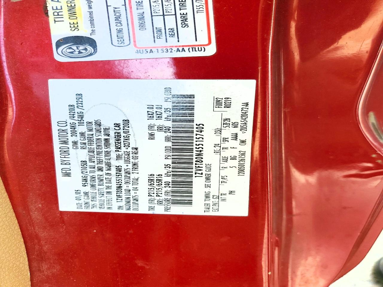 2005 Ford Mustang Red vin: 1ZVFT80N455157405
