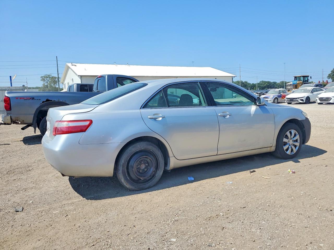 2009 Toyota Camry Le Silver vin: 4T4BE46K99R053720