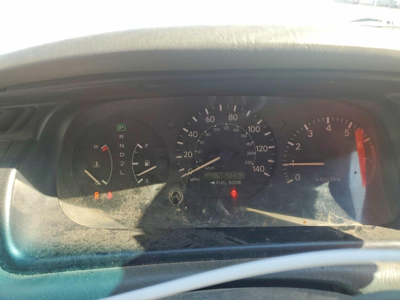 2000 Toyota Camry Le Silver vin: 4T1BG22K4YU694576