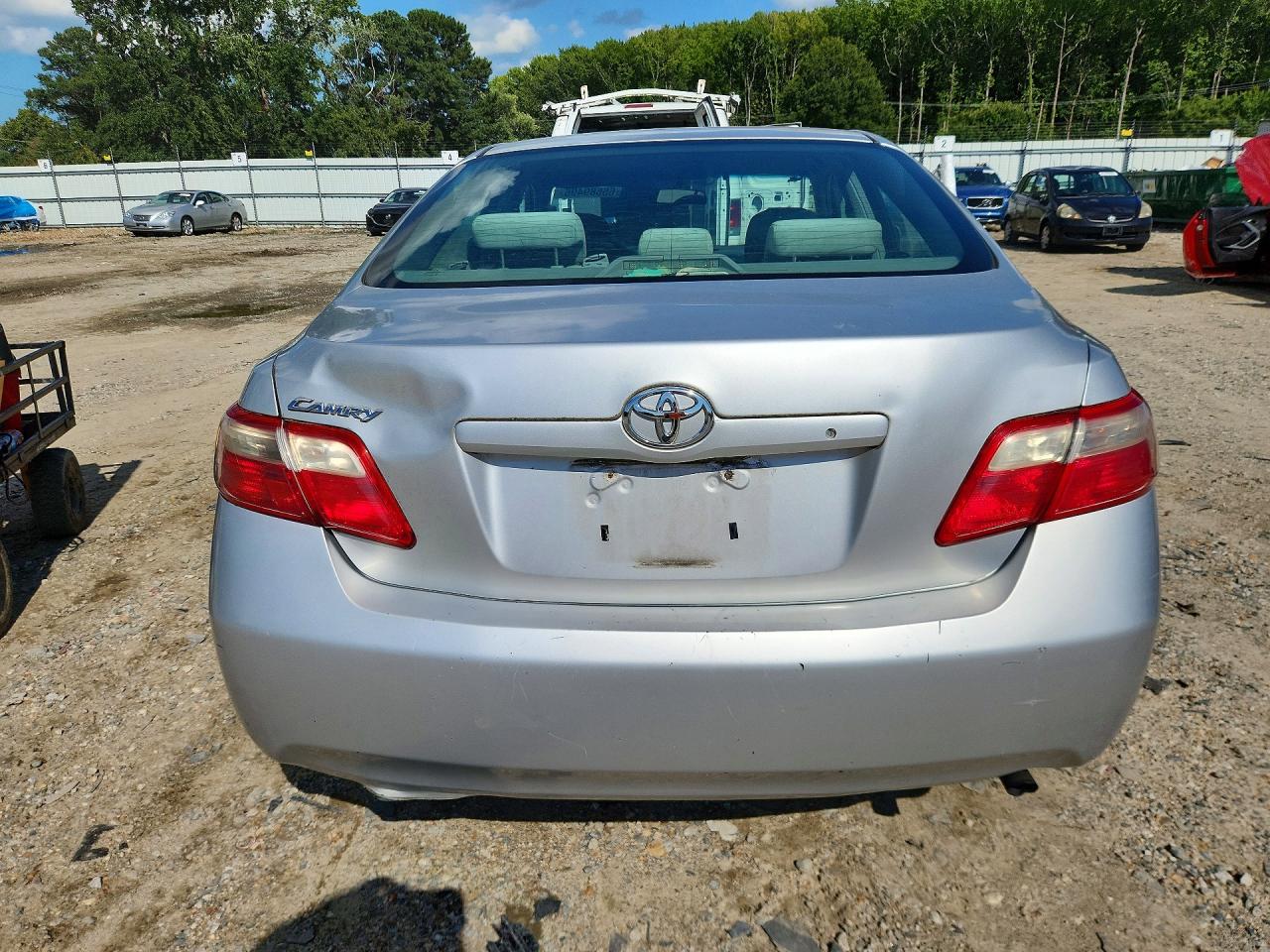 2009 Toyota Camry Base Silver vin: 4T1BE46K89U275952