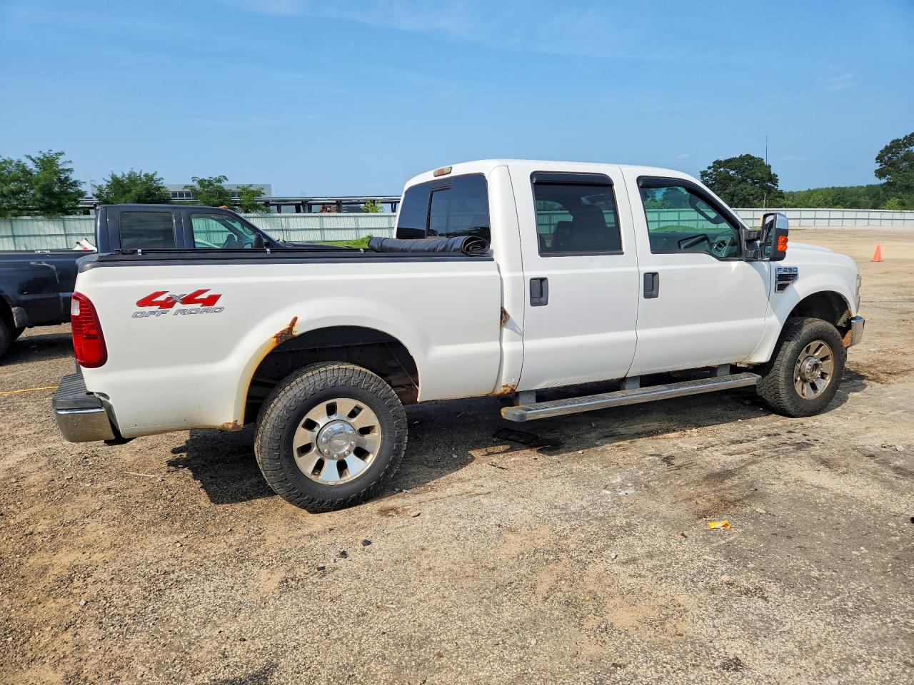 2009 Ford F250 Super Duty White vin: 1FTSW21Y79EB29523