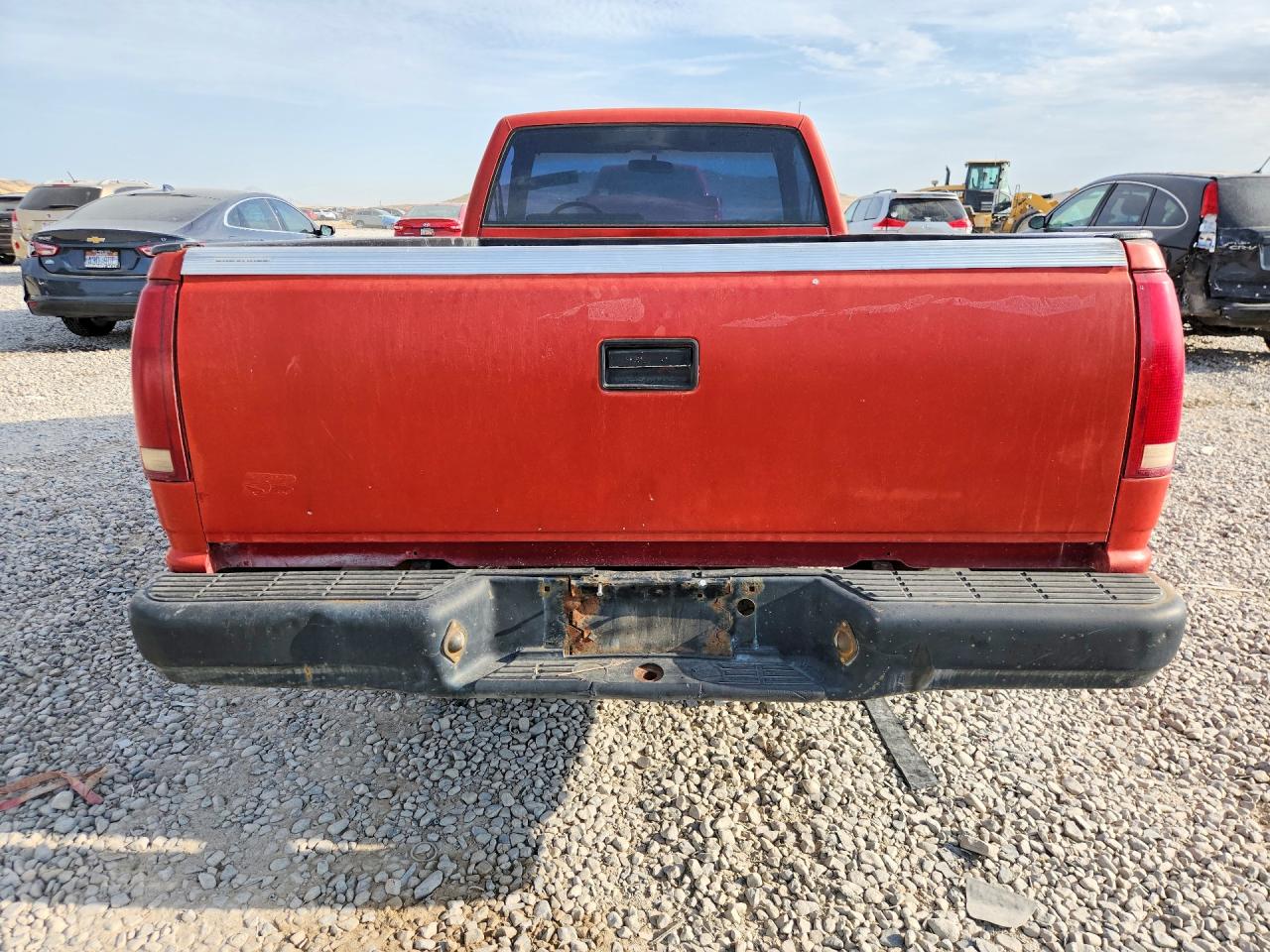 1990 Chevrolet Gmt-400 C1500 Red vin: 1GCDC14ZXLE166279