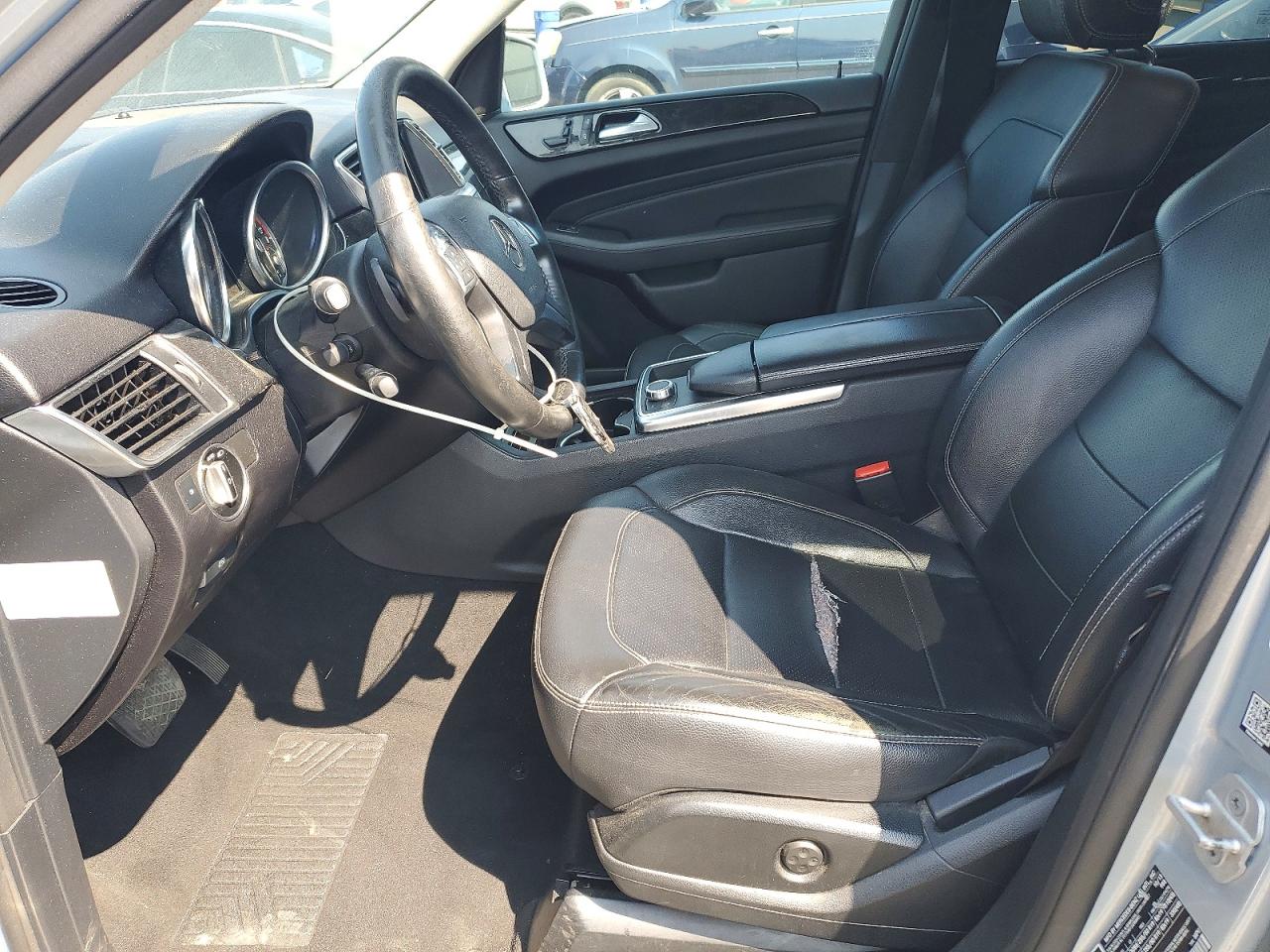 2014 Mercedes-benz Ml 350 4matic Серебряный vin: 4JGDA5HB8EA318687