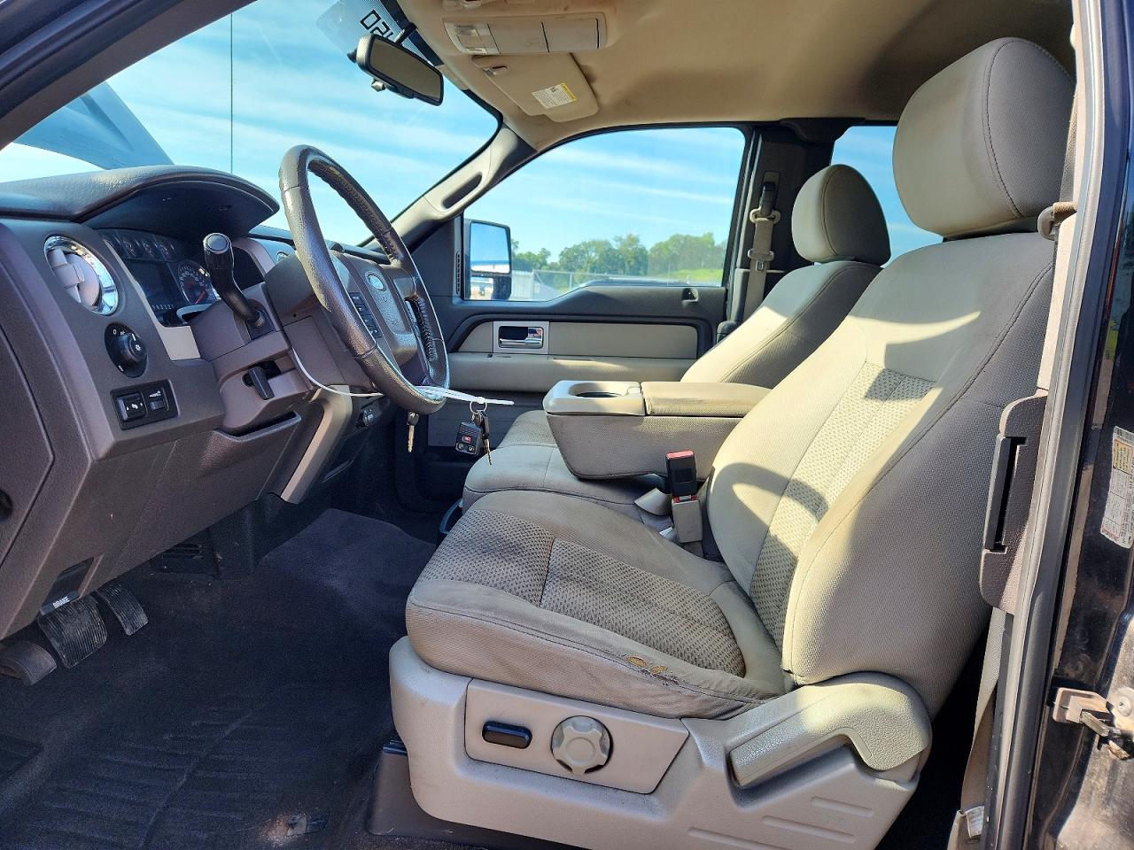 2010 Ford F150 Super Cab Black vin: 1FTFX1EV6AFB54551