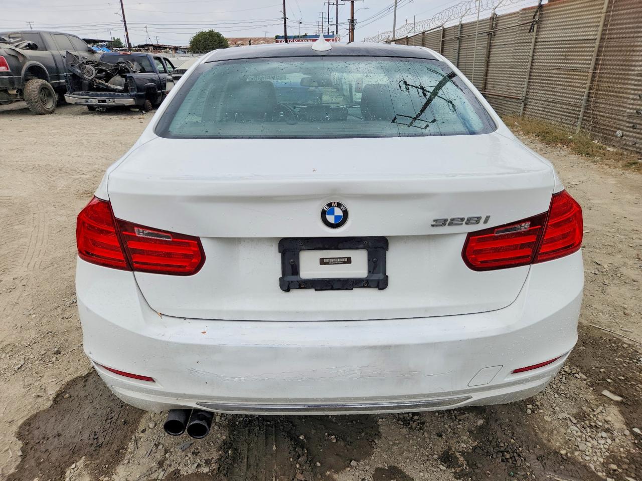 2012 Bmw 328 I Белый vin: WBA3A5C59CF257333