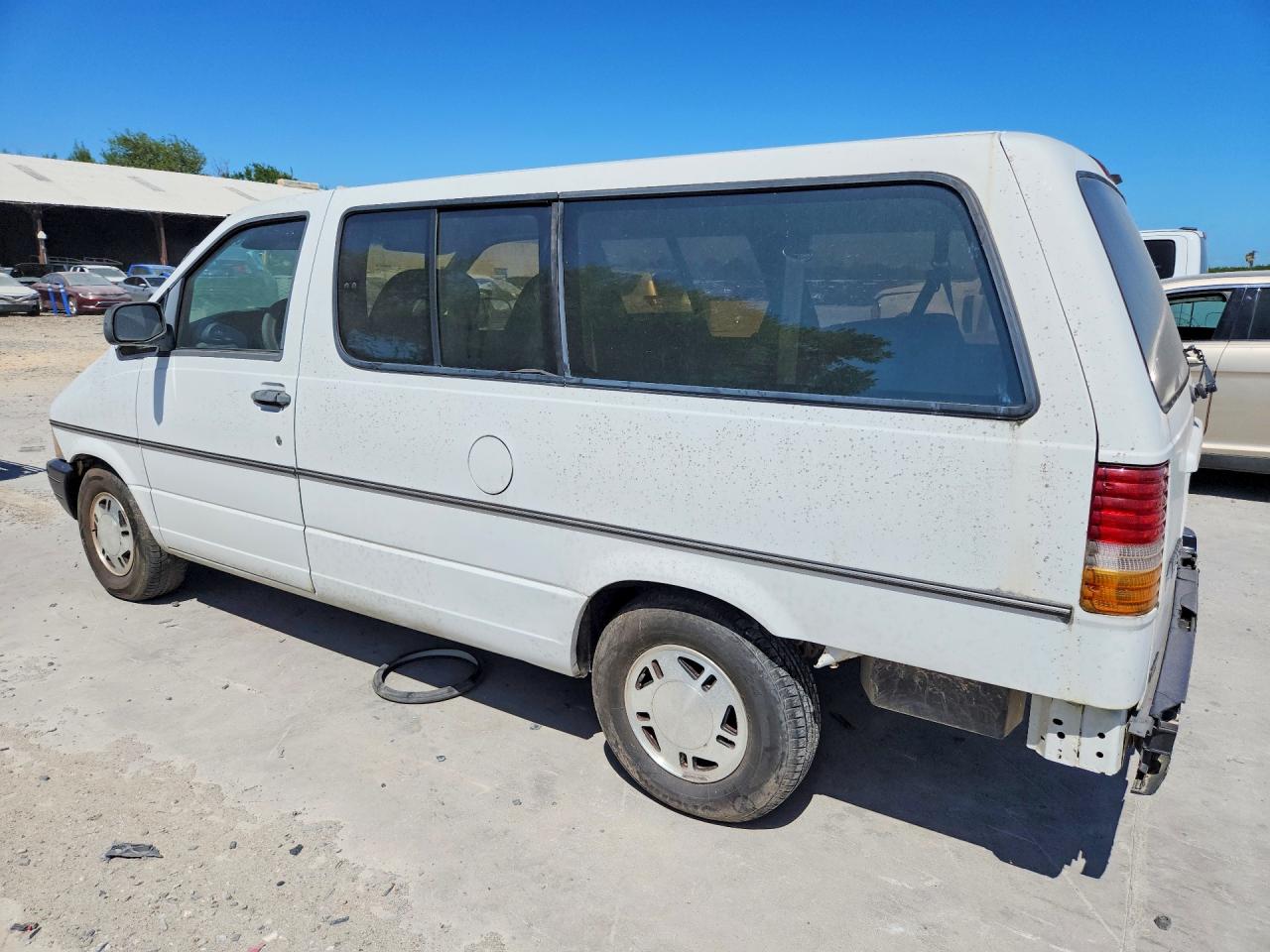 1993 Ford Aerostar White vin: 1FMDA31X9PZC55940