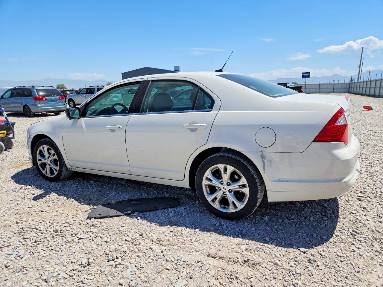 2012 Ford Fusion Se White vin: 3FAHP0HG5CR260212