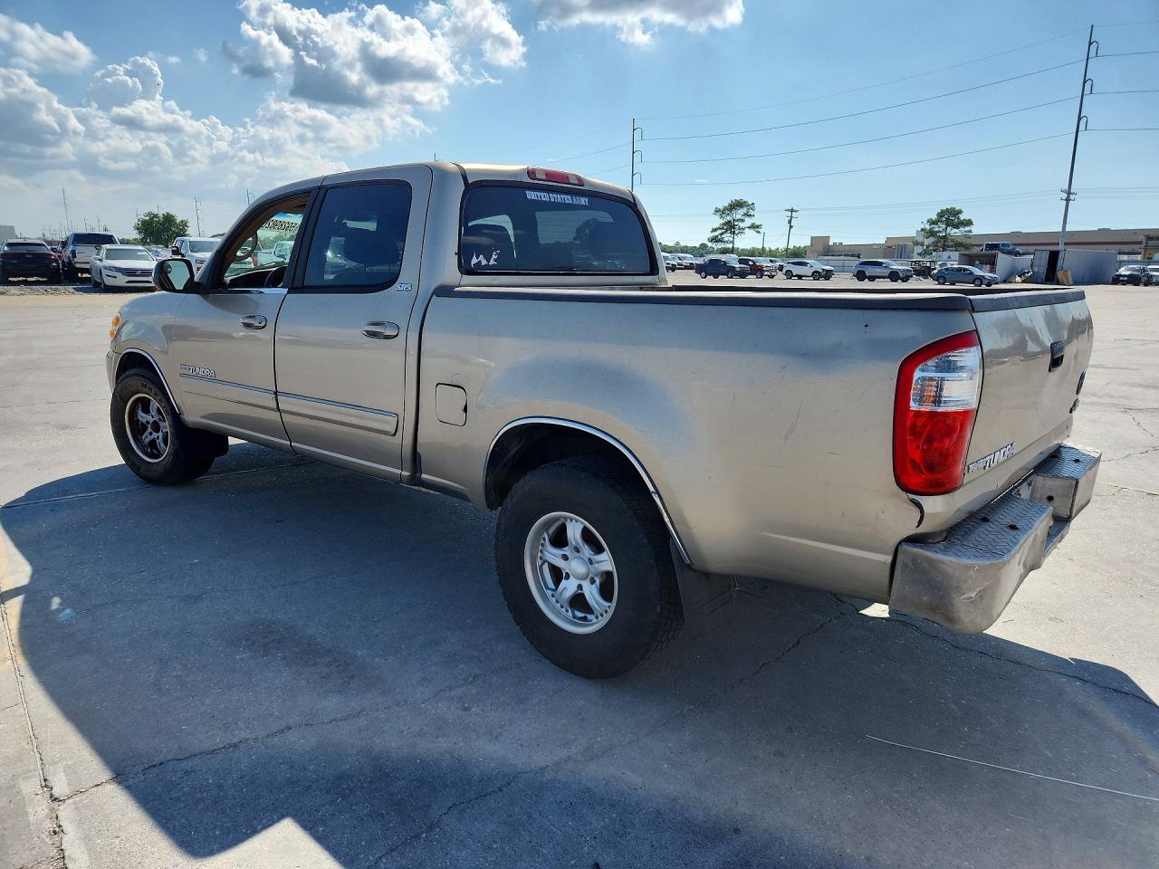 2004 Toyota Tundra Double Cab Sr5 Tan vin: 5TBET34114S447546