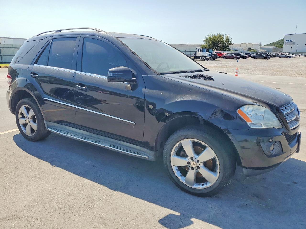 2011 Mercedes-benz Ml 350 Black vin: 4JGBB5GB8BA677118