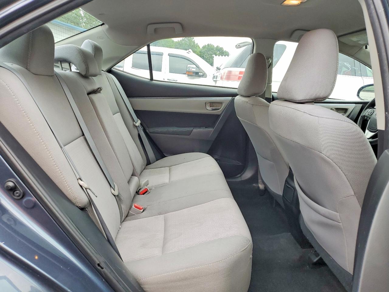 2015 Toyota Corolla Le Plus Blue vin: 2T1BURHEXFC255092