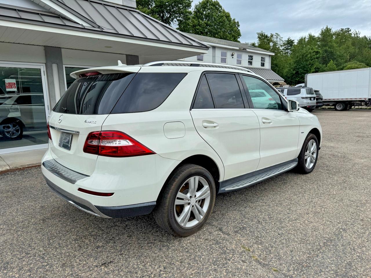 2012 Mercedes-benz Ml 350 4matic White vin: 4JGDA5HB4CA053991