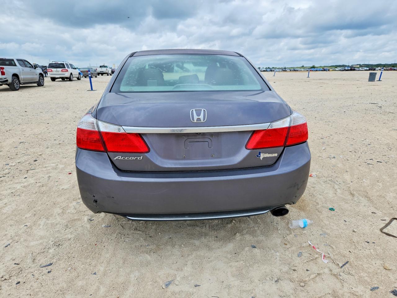 2015 Honda Accord Lx Gray vin: 1HGCR2F32FA193675