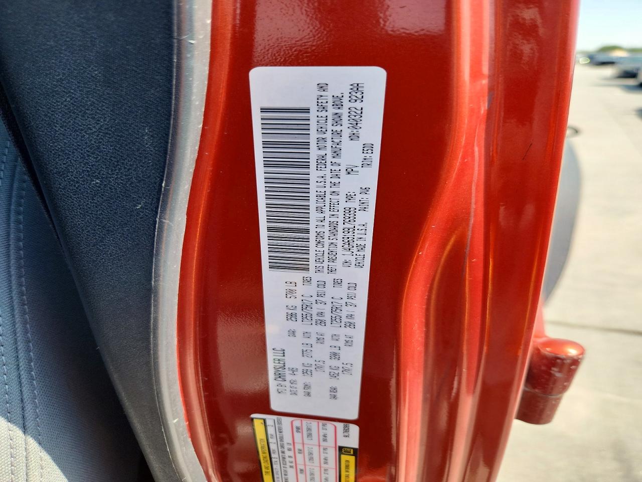 2009 Jeep Wrangler Unlimited Rubicon Red vin: 1J4GA69199L769399