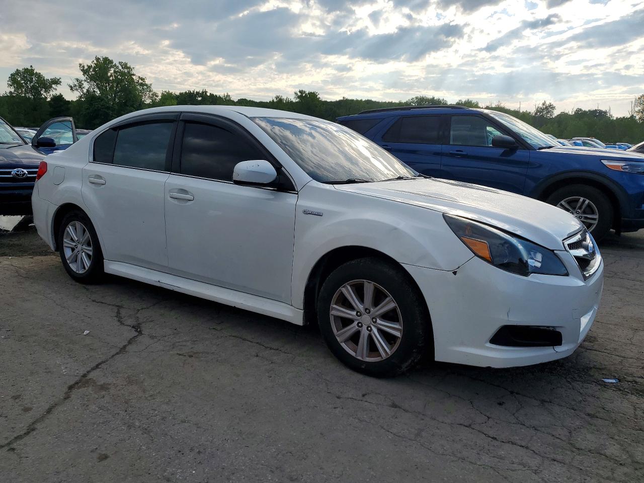 2012 Subaru Legacy 2.5i Premium White vin: 4S3BMBC64C3021316