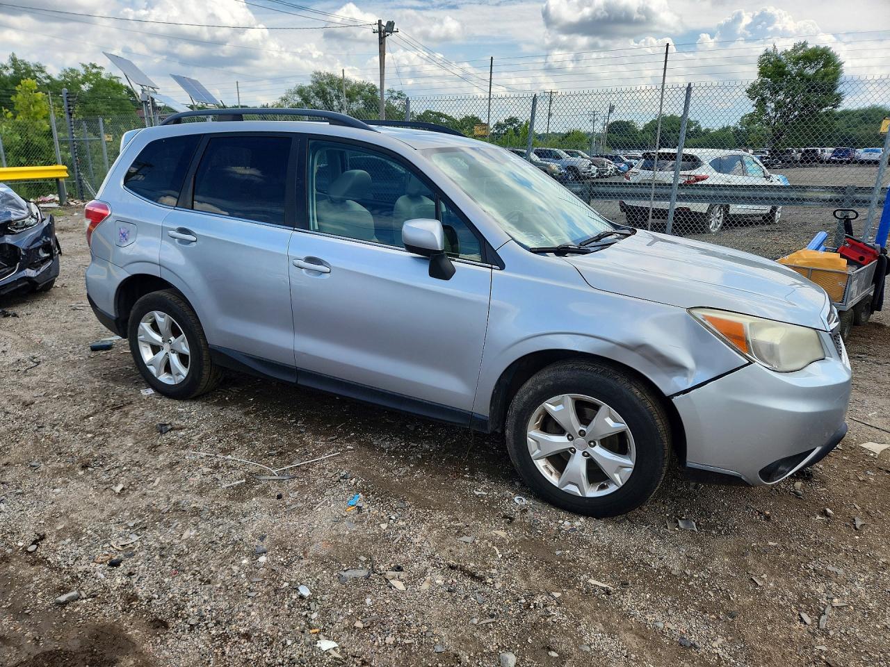 2014 Subaru Forester 2.5i Limited Silver vin: JF2SJAHC0EH502642