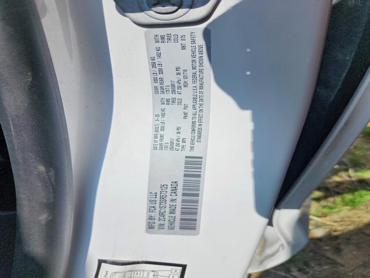 2025 Chrysler Pacifica Hybrid Select White vin: 2C4RC1S73SR573126
