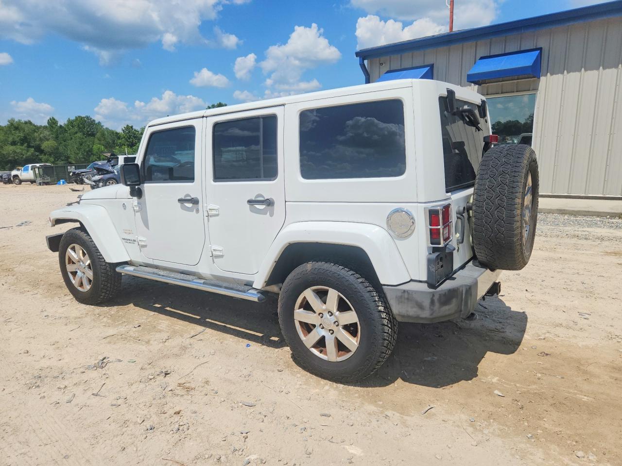2012 Jeep Wrangler Unlimited Sahara Белый vin: 1C4BJWEG7CL171894
