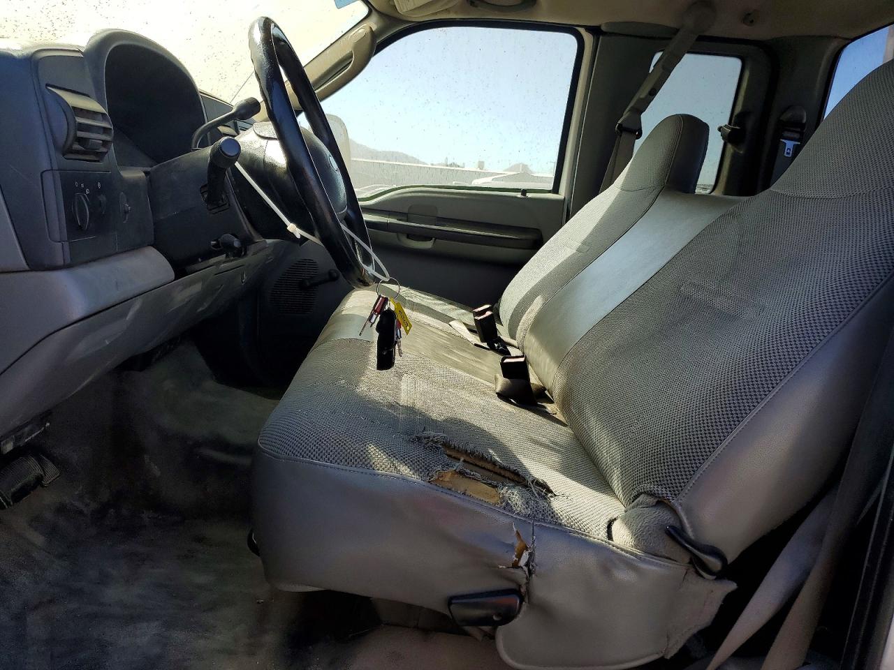 2005 Ford F350 Srw Super Duty White vin: 1FDSX34P45EA96363