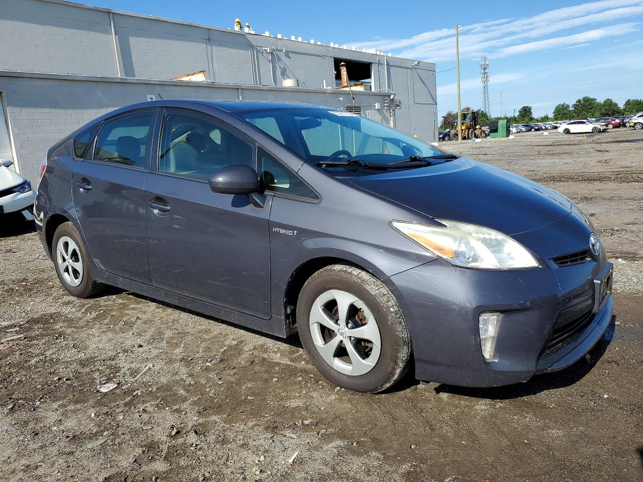 2013 Toyota Prius Two Gray vin: JTDKN3DU3D5574688