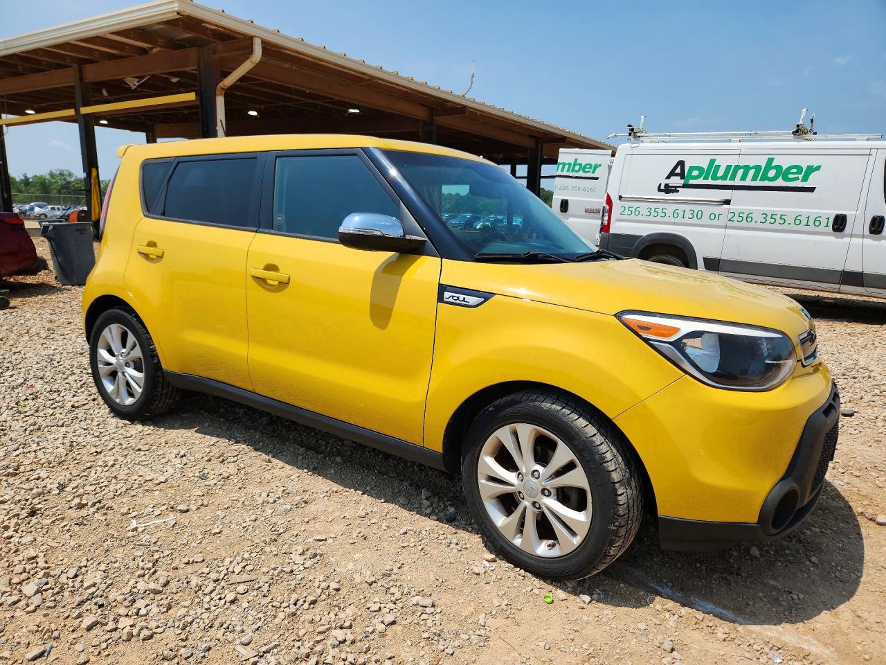 2014 Kia Soul + Yellow vin: KNDJP3A5XE7085679